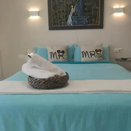 Апартаменты Welcoming In 45 M² With Shared Pool *