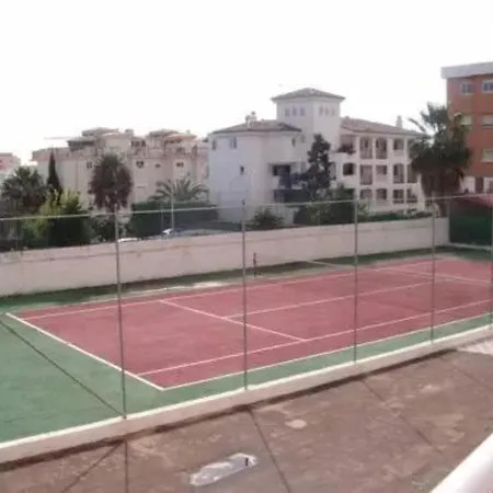 Welcoming In 45 M² With Shared Pool *