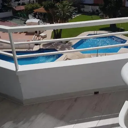 Charming With Sea View In 45 Sqm + Shared Pool Apartment Torremolinos