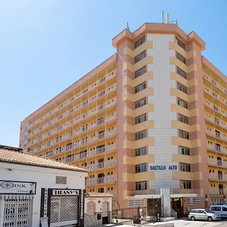 Welcoming In 45 M² With Shared Pool