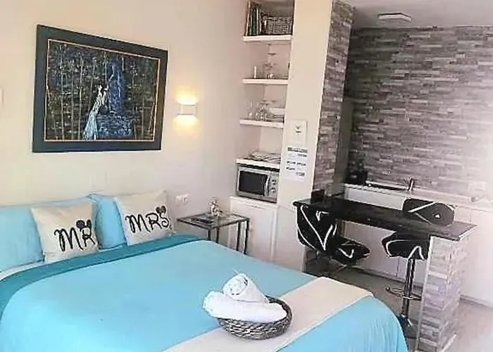 Lägenhet Welcoming In 45 M² With Shared Pool *